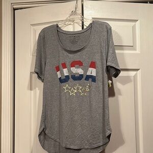 Fifth Sun XL- Gray USA Graphic Women's Top